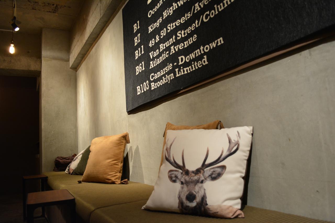 Book Tea Bed Ginza Vandrarhem Tokyo prefektur Exteriör bild